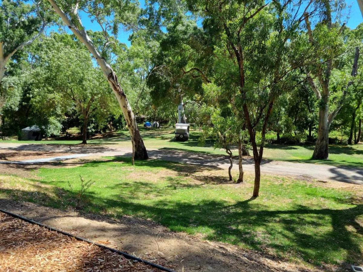 Belair National Park Holiday Park Exterior photo